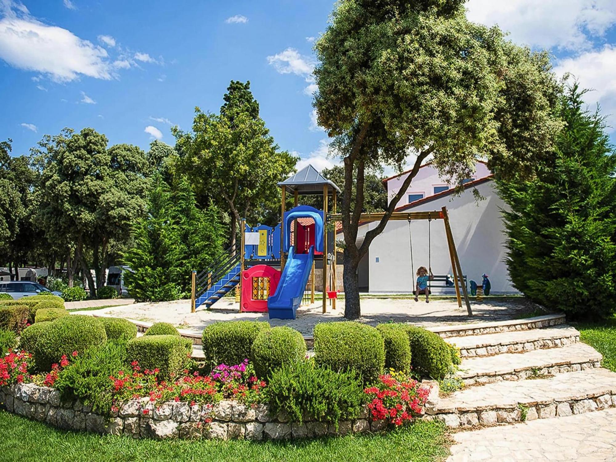 Mobile Homes Mediteran In Caravan Park Strasko, Novalja Extérieur photo